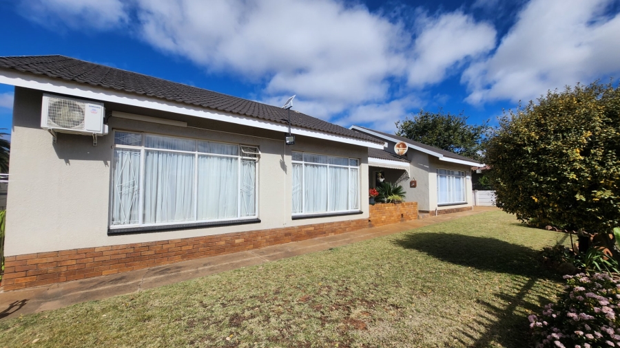 3 Bedroom Property for Sale in Stilfontein Ext 4 North West